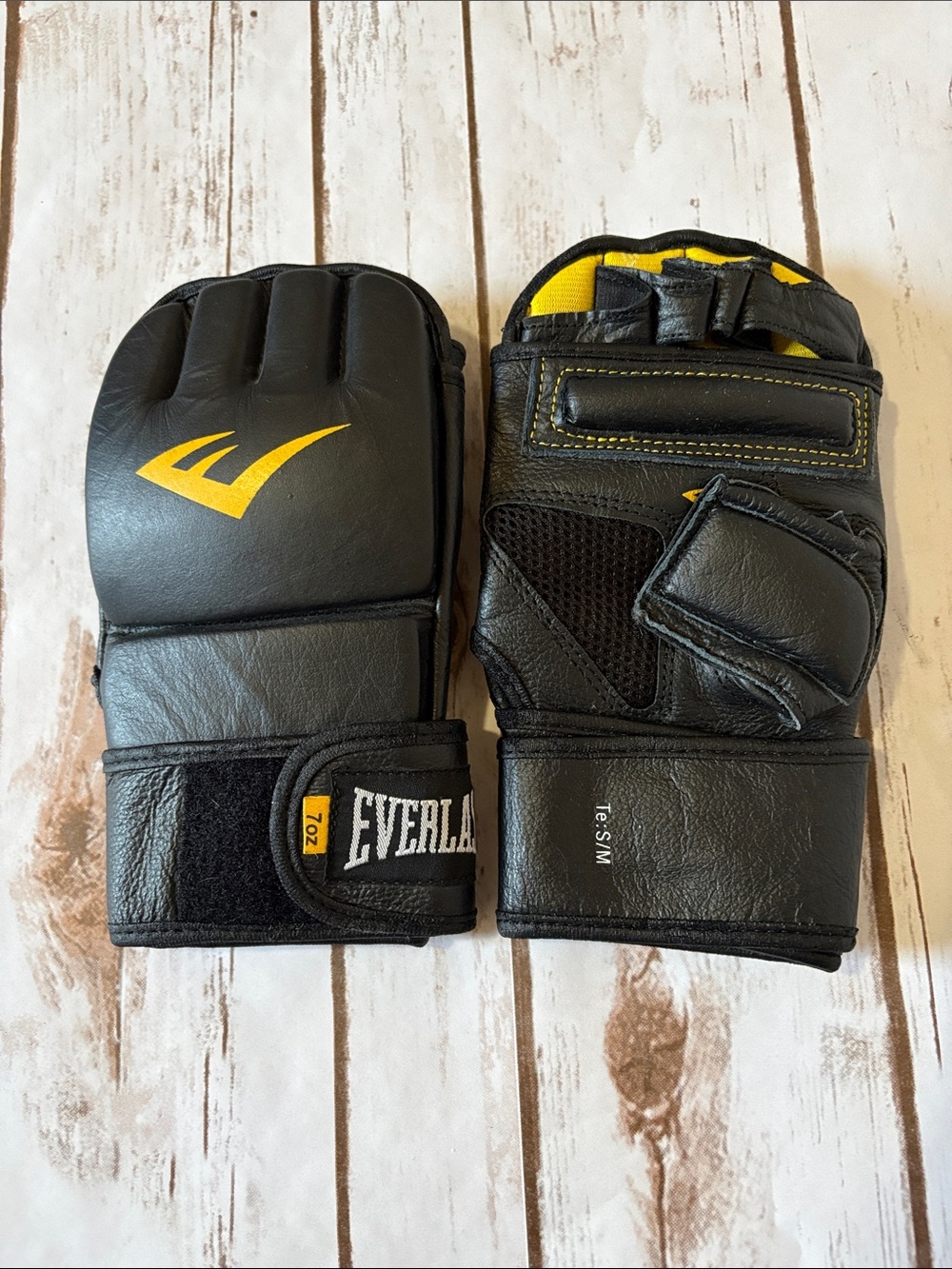 Everlast MMA Black and Yellow Open-Finger Training Gloves Size S/M - Picture 2 of 6